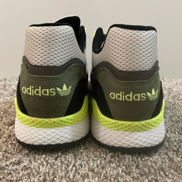 ‼️SOLD‼️Adidas Ultra Tech “KHAKI YELLOW” - Picture 5 of 7